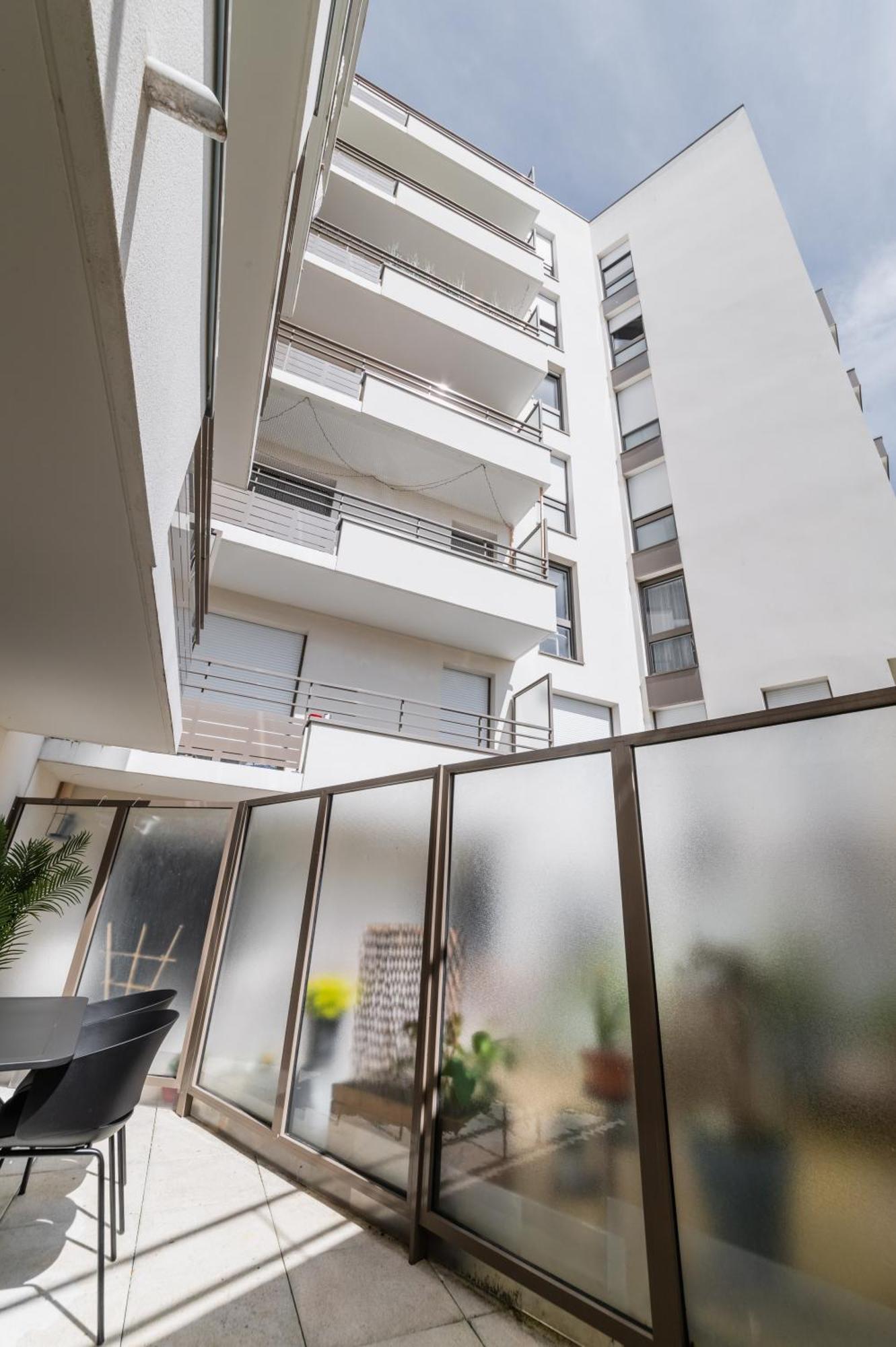 Appartement Cosy Avec Terrasse Aux Portes De Paris Вильжюиф Экстерьер фото