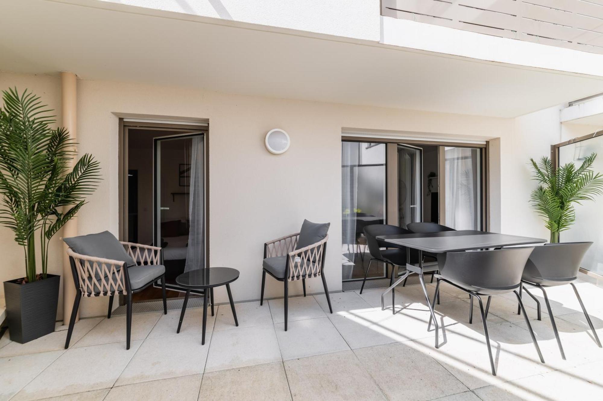 Appartement Cosy Avec Terrasse Aux Portes De Paris Вильжюиф Экстерьер фото